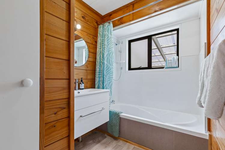 56 Aubrey Road Silverdale_15