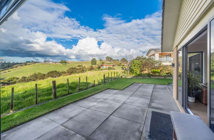 6 Bendemeer Place Flat Bush_24