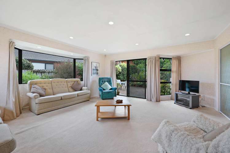 57 Mirrabooka Avenue Botany Downs_7