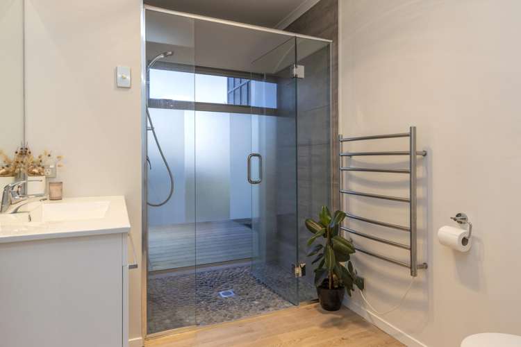 17 Windsor Street Richmond Heights_15