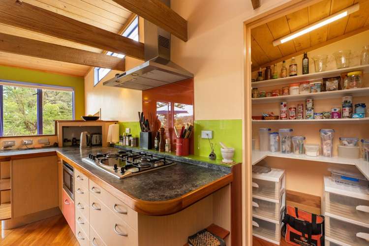 20c Dundas Road Riverside_21