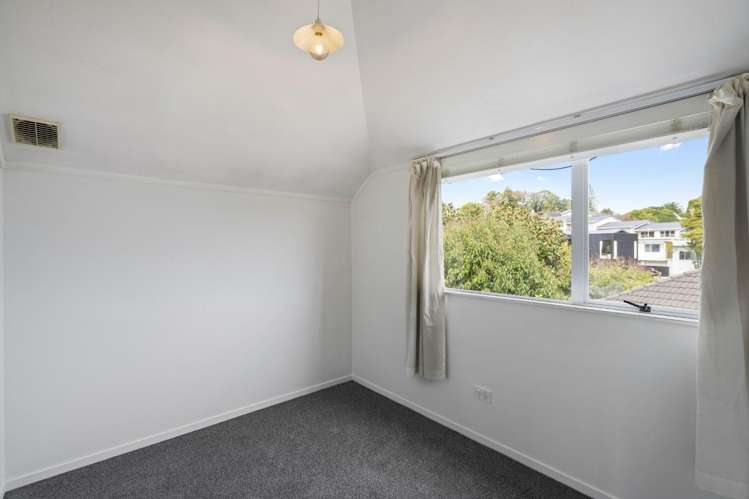 2/15 Lonsdale Street 1660_5