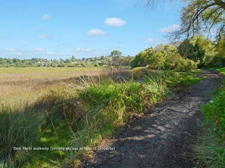 3/20 Saint Peters Street Northcote_19