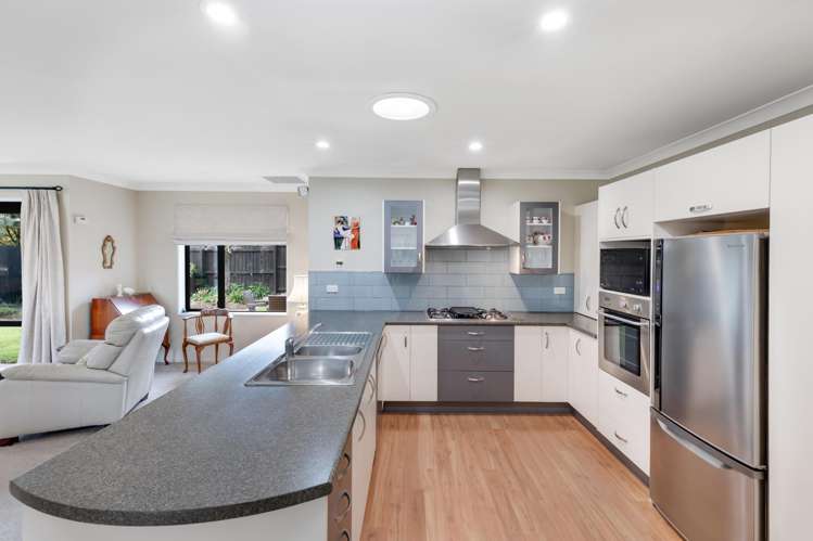 8 Gwen Place Redwood_8