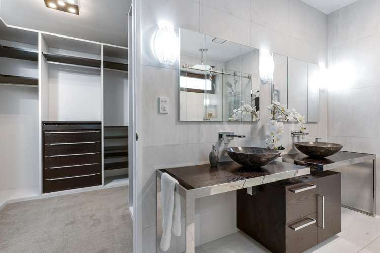 7 Ngahere Street Fendalton_9