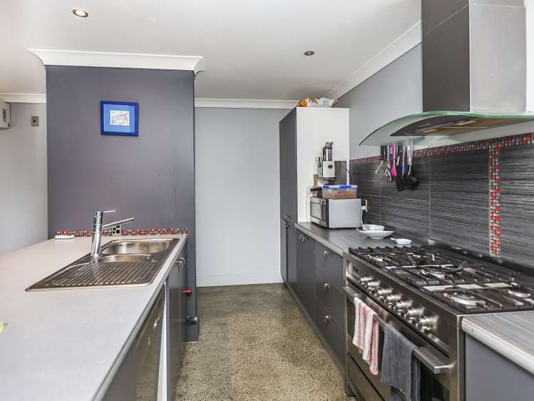 22b Drummond Crescent Kelson_5