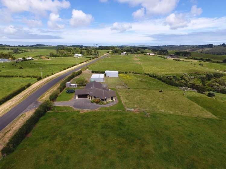 121 Brook Road Awhitu_18