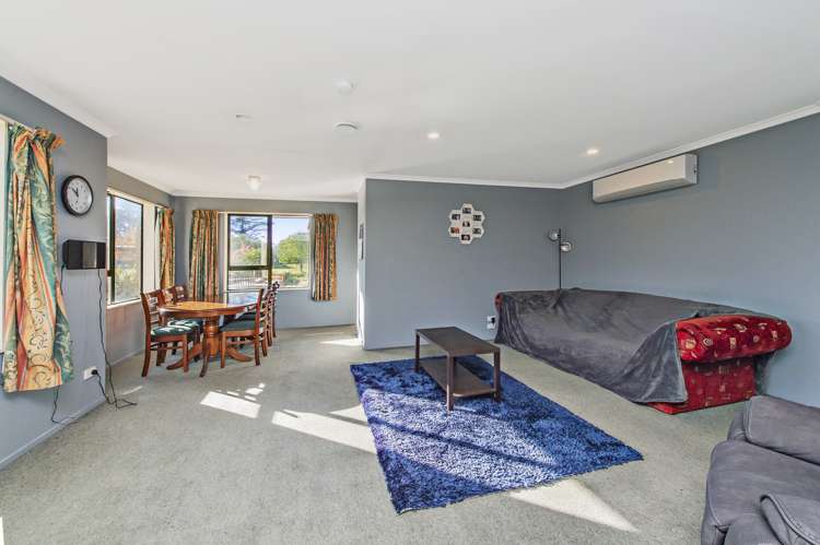 17 Sarsfield Street Southbridge_2