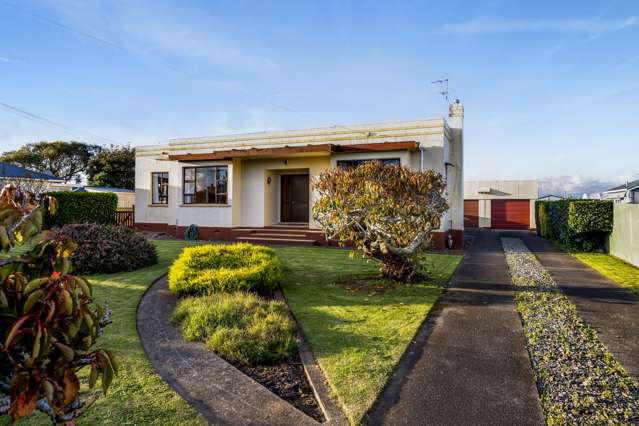 18 Egmont Street Hawera_1