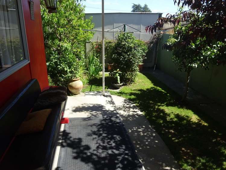 2/16 Allens Road Allenton_15