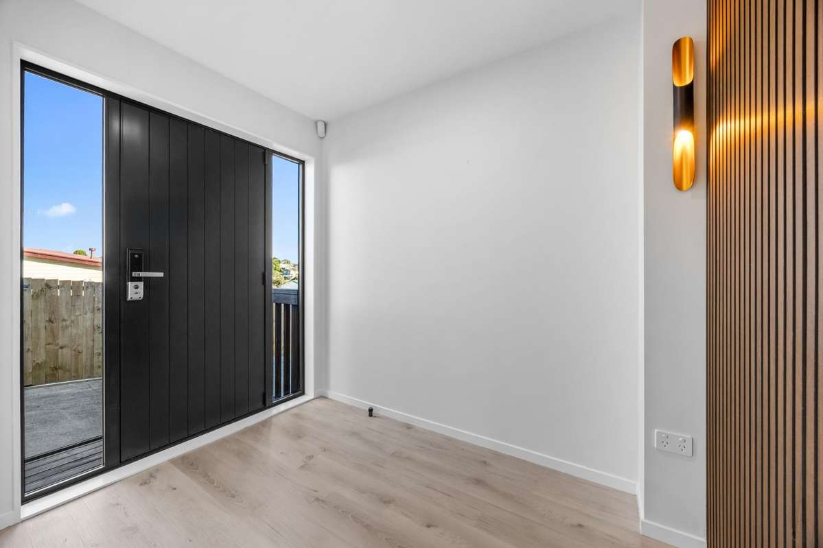 61B Totaravale Drive_3