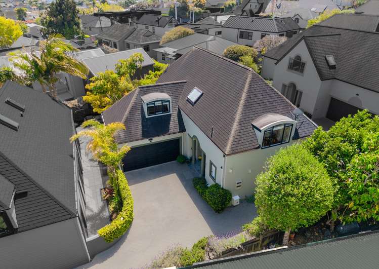 2/2 Kenny Road Remuera_18