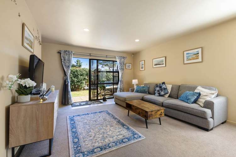 20B Rotomahana Terrace_3