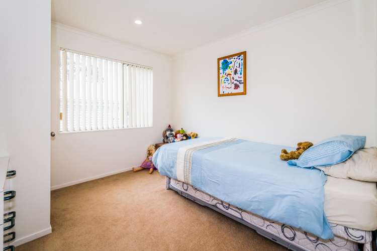 672a Beach Road Browns Bay_11