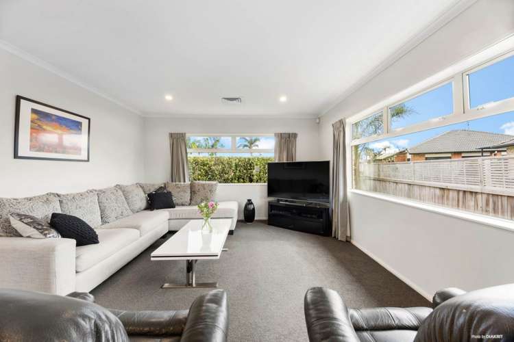 18a Doment Crescent Orewa_8