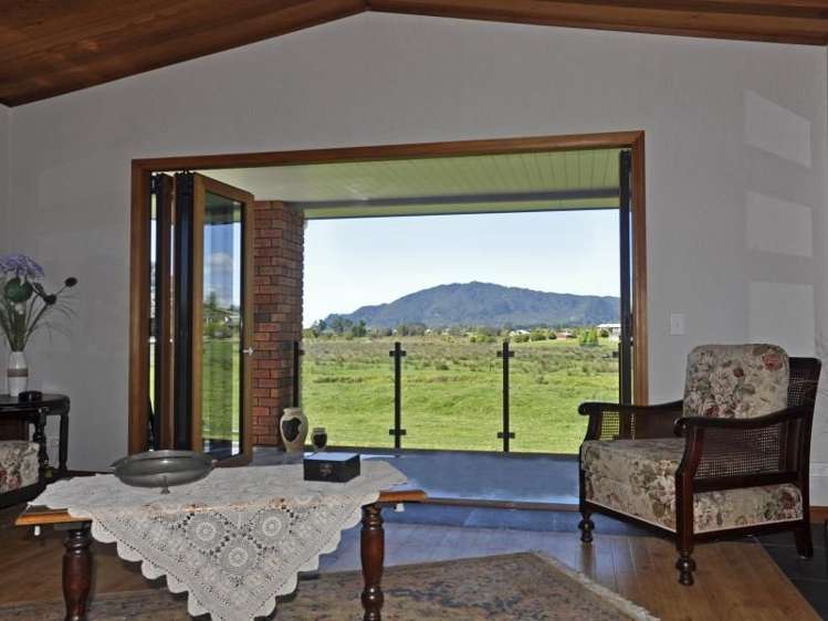 53 Ocean Beach Road Tairua_20