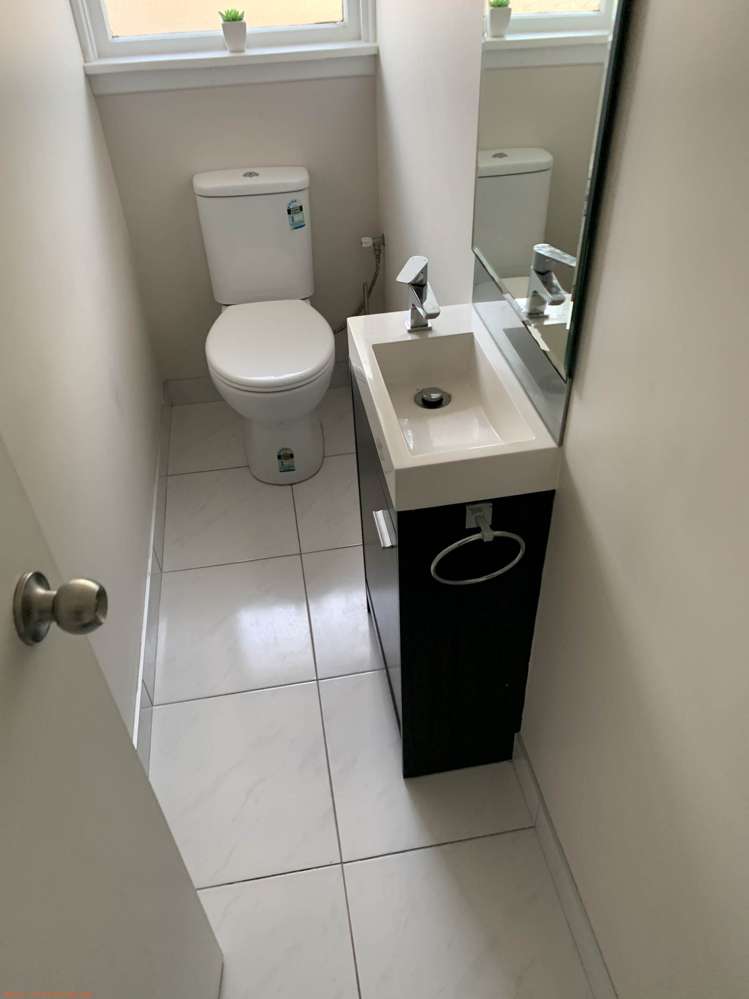 2/110a Selwyn Street Onehunga_5