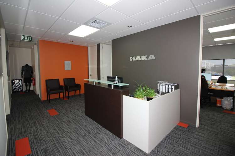 4/11 Orbit Drive Albany_8