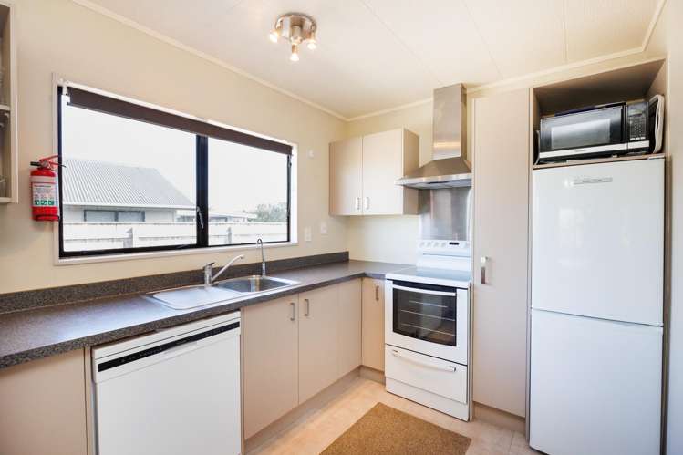 18 Thomas Place Foxton Beach_5