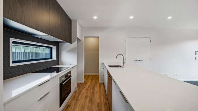 2/46 Selwyn Street Somerfield_2