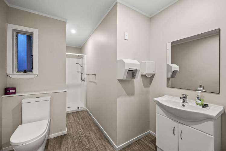 1 and 3-5 Ngaire Avenue Epsom_14