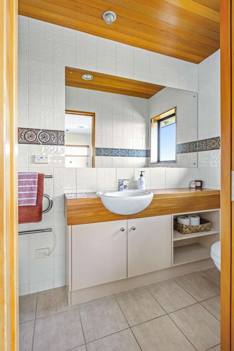 115 Grand Drive Orewa_9