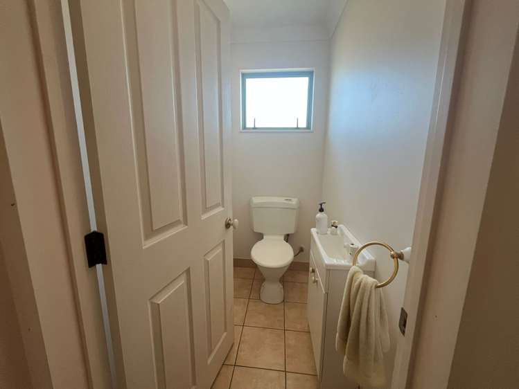10B Nadine Place Mangere Bridge_29