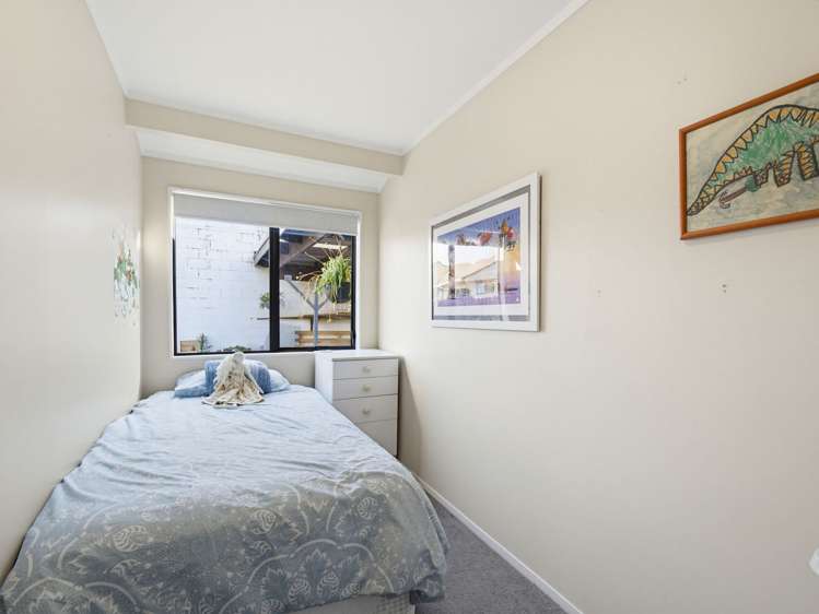 21C Seddon street Glenholme_11