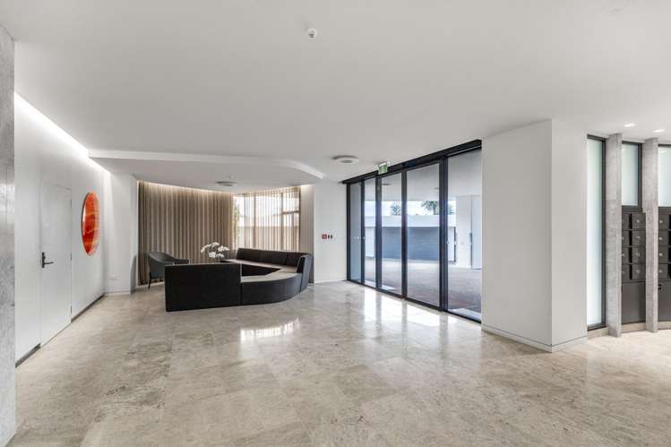 1/10 Shelly Beach Road Saint Marys Bay_30