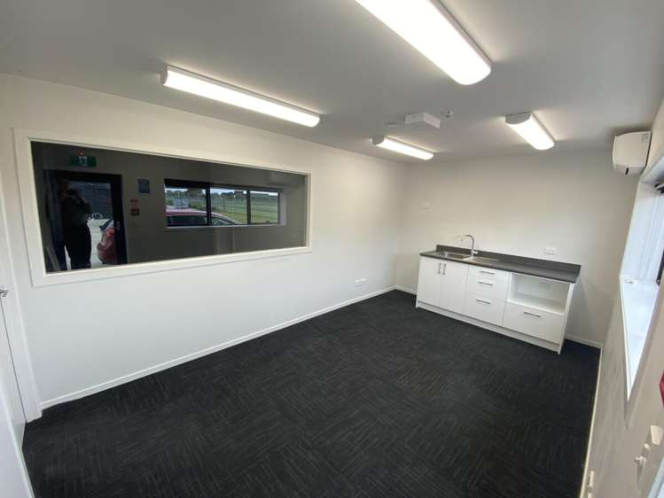 4/145 Ingram Road Rukuhia_1