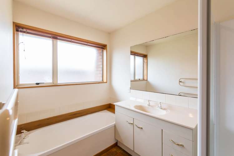 53 Rempstone Drive Halswell_17