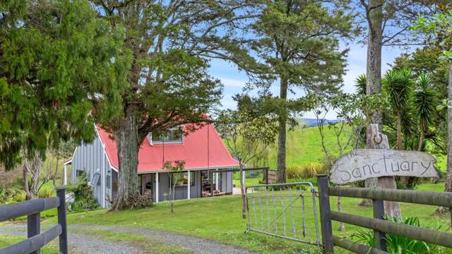 Sanctuary Cottage