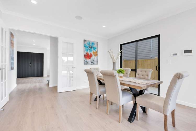 19 Dungloe Avenue Flat Bush_35