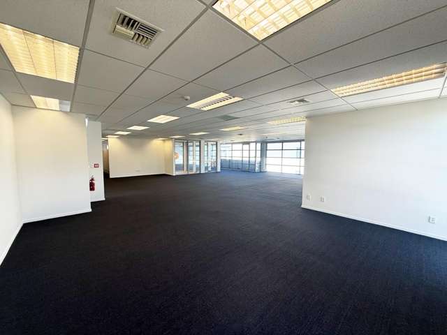 15B Leslie Hills Drive City Centre_4