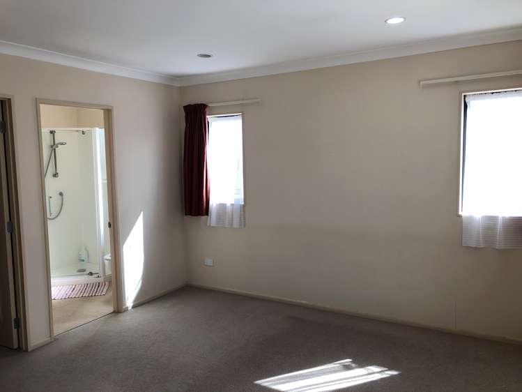 21 Agapanthus Place Flat Bush_9