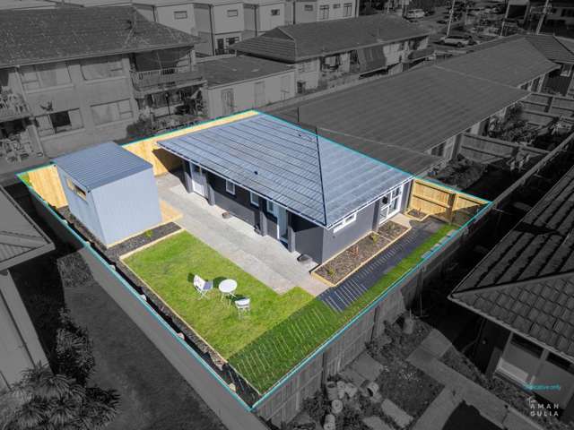 Renovated 2-Bedroom Unit with Car Park & Private Yard - Otahuhu