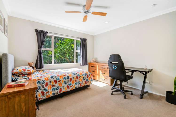 6 Chenery Road Red Beach_14