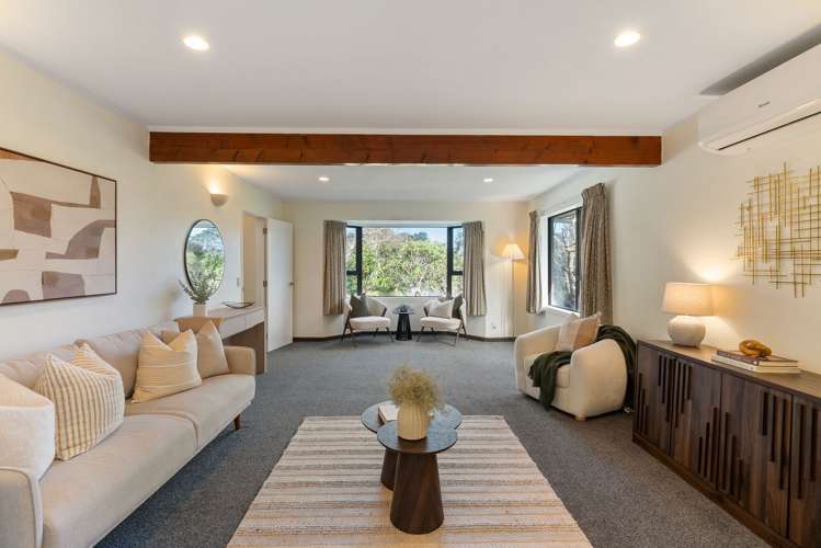 39 Thatcher Crescent_4