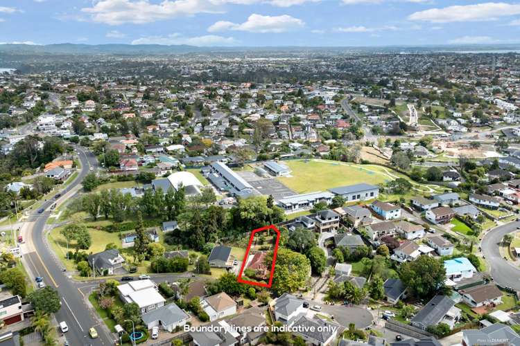 8 Hillsdale Road Hillsborough_19