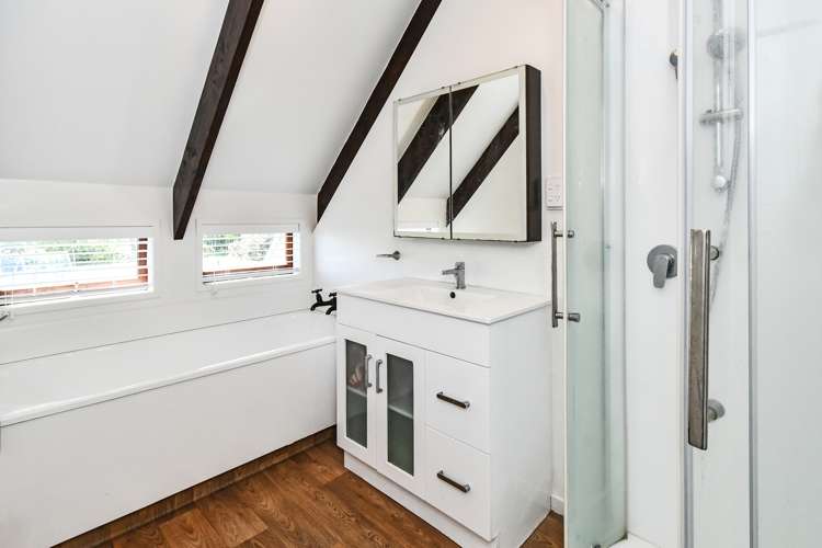 9 Coulthard Terrace Opaheke_16