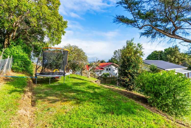 16b Memorial Drive Parahaki_16