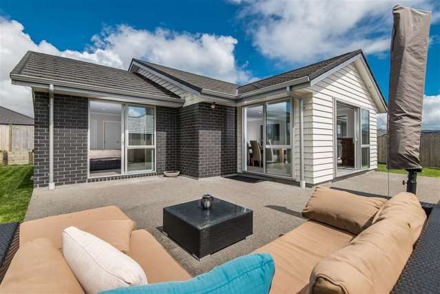 102 Pohutukawa Parade Riverhead_1