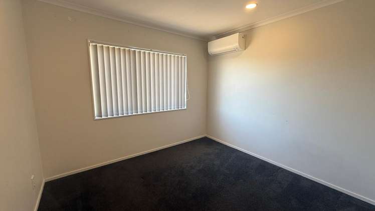 186 Botany Rd Botany Downs_11