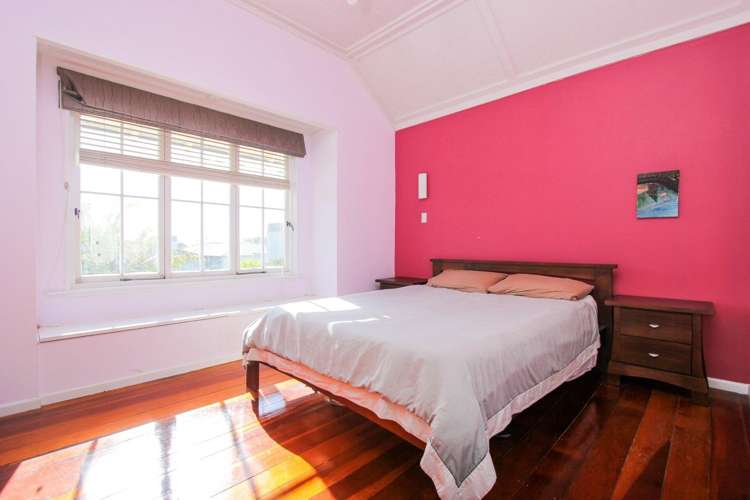 256 Lake Road Hauraki_12