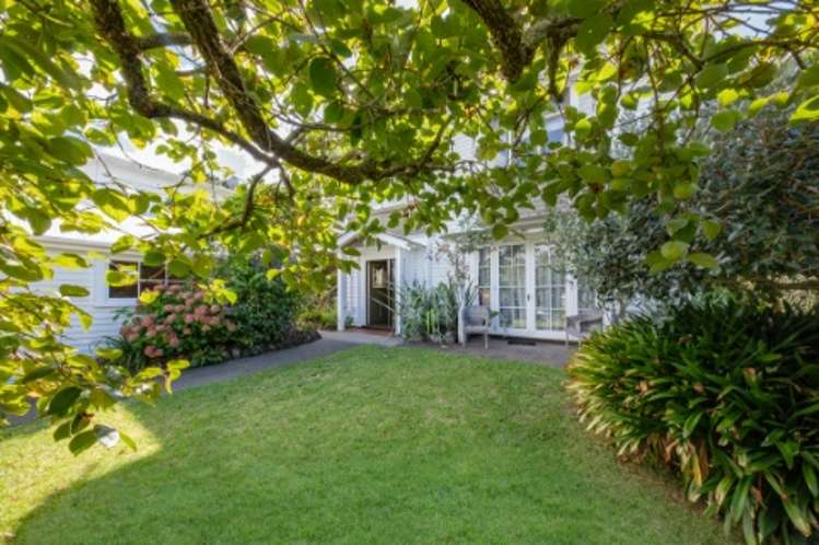 27 Jubilee Avenue Devonport_26