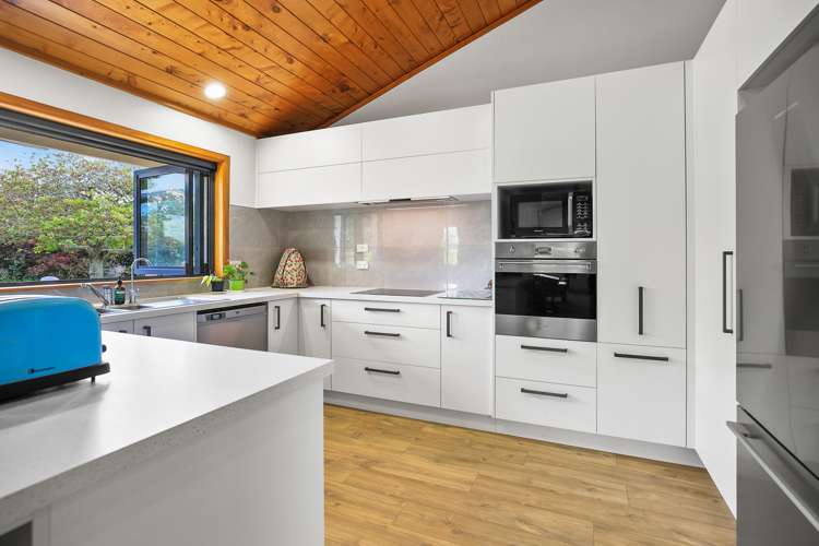 73 Aubin Close Pirongia_7