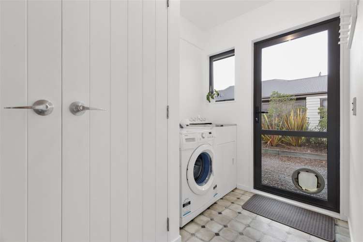 84 Nichol Street Lake Hawea_16