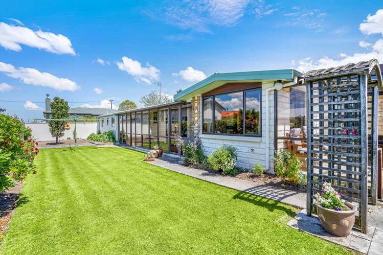 49 Mackenzie Street Winton_1