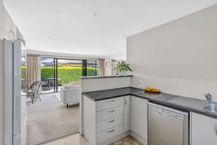 20/2 Grace Avenue Cambridge_7