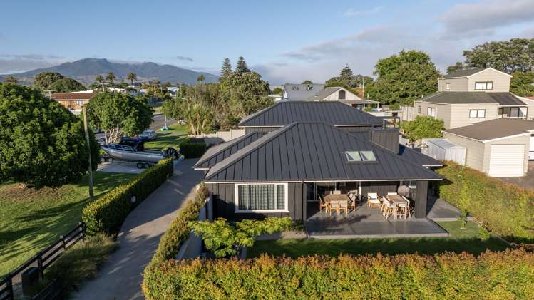 32 Wallis Street Raglan_20